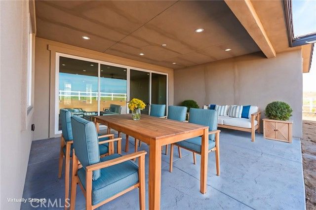 13744 Seven Hills Dr, Riverside, CA 92503