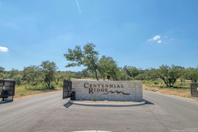 917 Earle Oak Ave, Bulverde, TX 78163