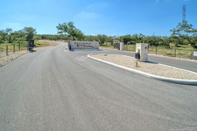 917 Earle Oak Ave, Bulverde, TX 78163