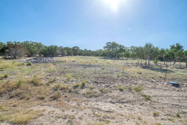 917 Earle Oak Ave, Bulverde, TX 78163