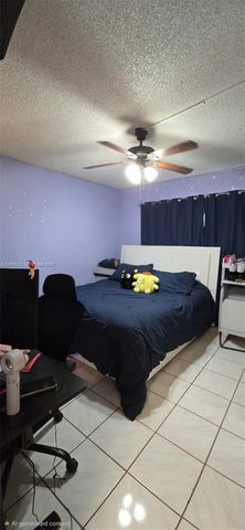 8405 NW 8th St 201, Miami, FL 33126