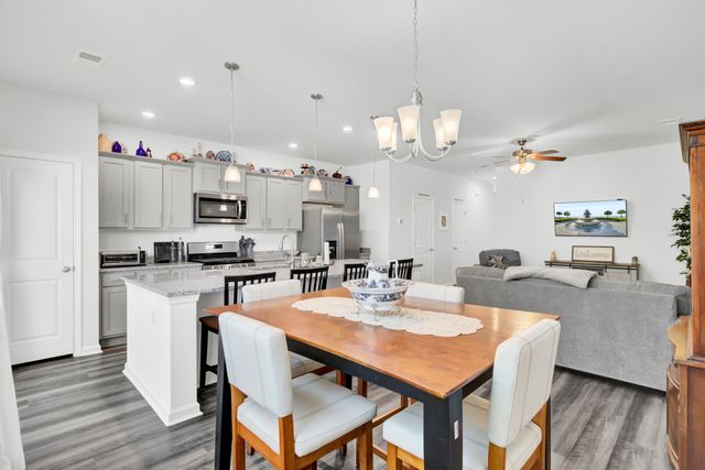 614 Hilchot Drive, Summerville, SC 29486