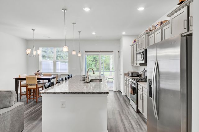 614 Hilchot Drive, Summerville, SC 29486