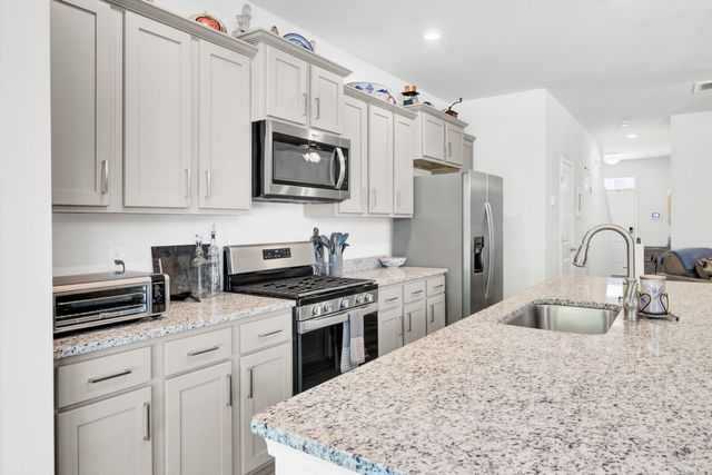 614 Hilchot Drive, Summerville, SC 29486