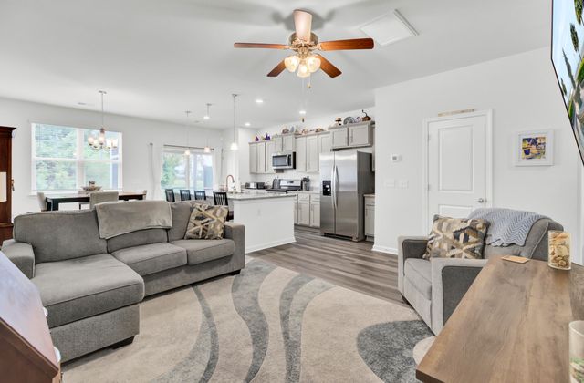 614 Hilchot Drive, Summerville, SC 29486