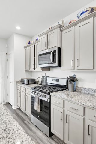 614 Hilchot Drive, Summerville, SC 29486