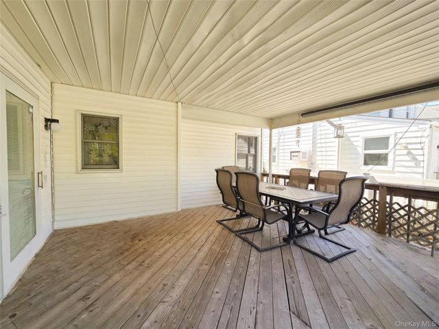 29 Tenafly Drive, New Hyde Park, NY 11040