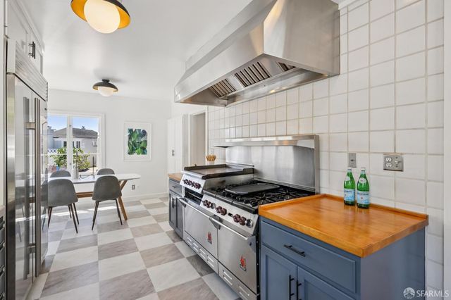 76 Woodacre Drive, San Francisco, CA 94132