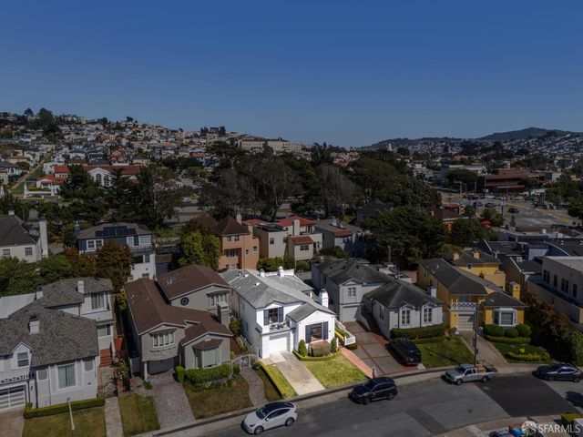 76 Woodacre Drive, San Francisco, CA 94132
