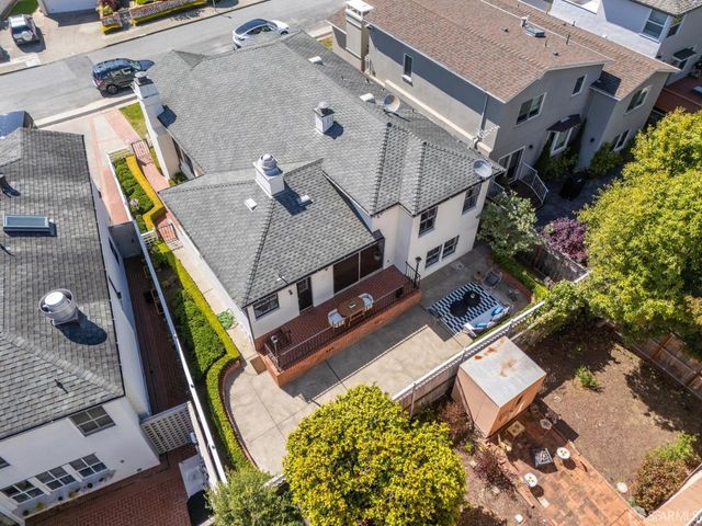 76 Woodacre Drive, San Francisco, CA 94132