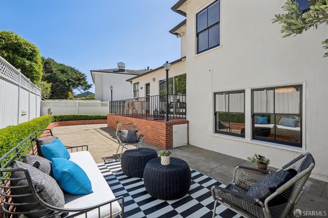 76 Woodacre Drive, San Francisco, CA 94132