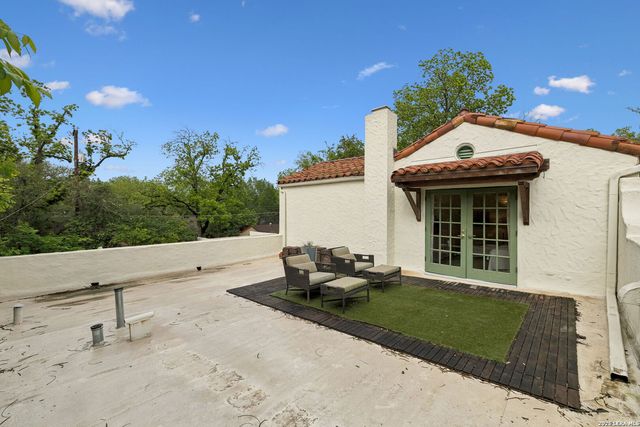 115 E HOLLYWOOD AVE, San Antonio, TX 78212
