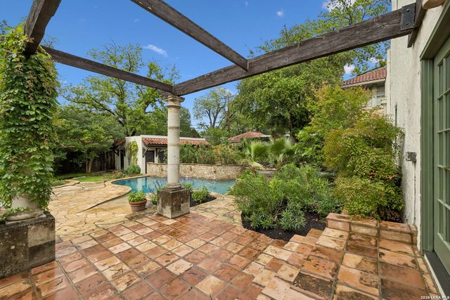 115 E HOLLYWOOD AVE, San Antonio, TX 78212