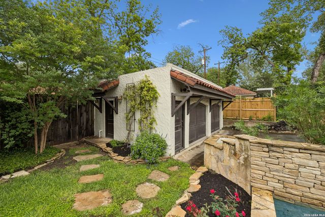 115 E HOLLYWOOD AVE, San Antonio, TX 78212