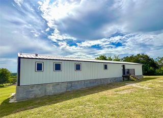 901 Ridge Drive S, Cleburne, TX 76033