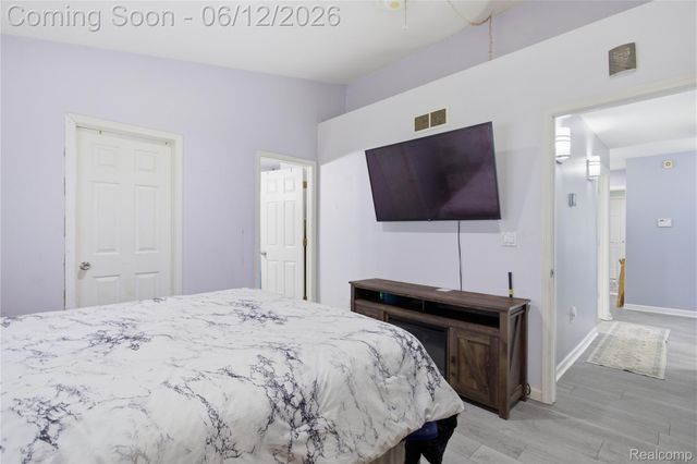 16362 Paddock Club Boulevard, Fenton Charter Township, MI 48451