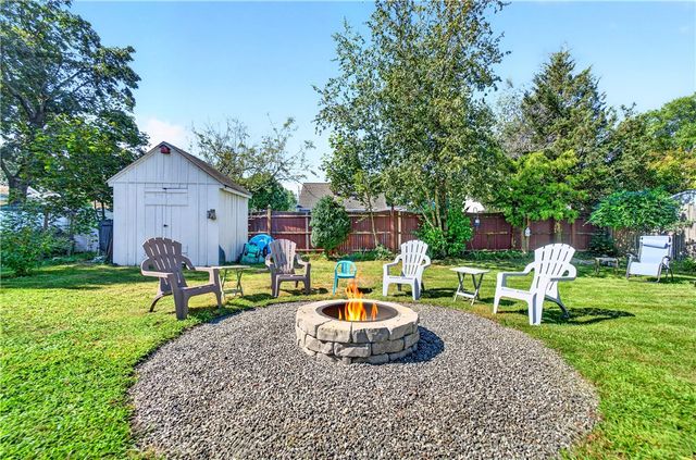 333 Maple Street, Warwick, RI 02888
