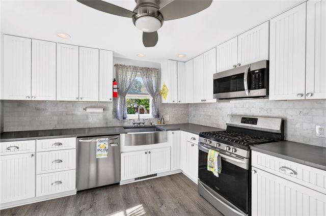 333 Maple Street, Warwick, RI 02888