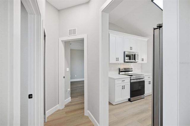 31 PONY EXPRESS DRIVE, Palm Coast, FL 32164