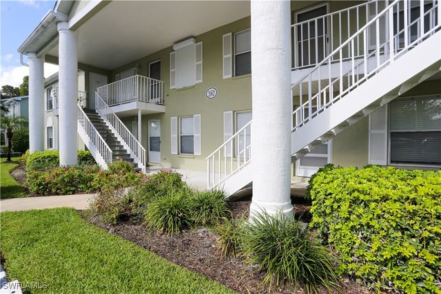 287 Quail Forest BLVD 117, Naples, FL 34105