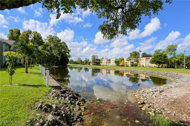 287 Quail Forest BLVD 117, Naples, FL 34105