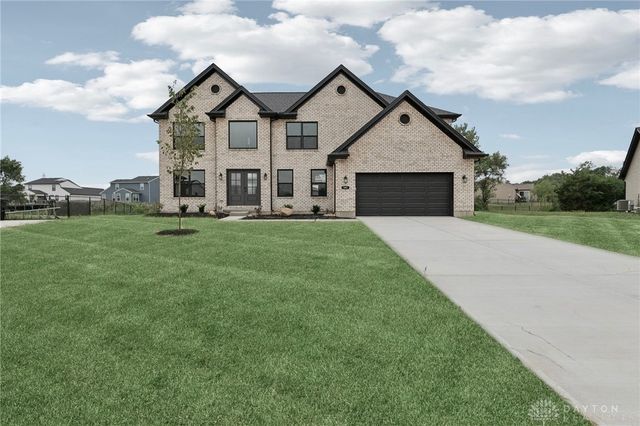 547 Chatham Place, Trenton, OH 45067