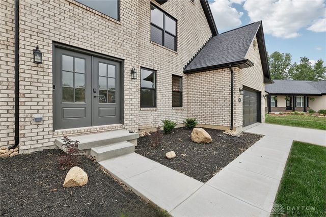 547 Chatham Place, Trenton, OH 45067