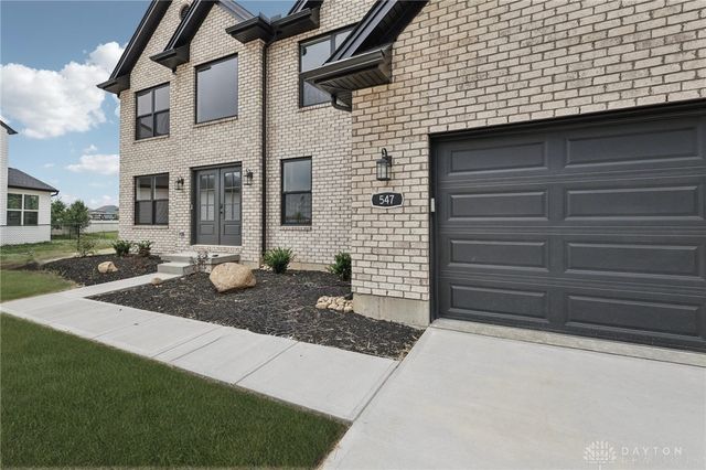 547 Chatham Place, Trenton, OH 45067