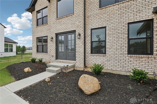 547 Chatham Place, Trenton, OH 45067