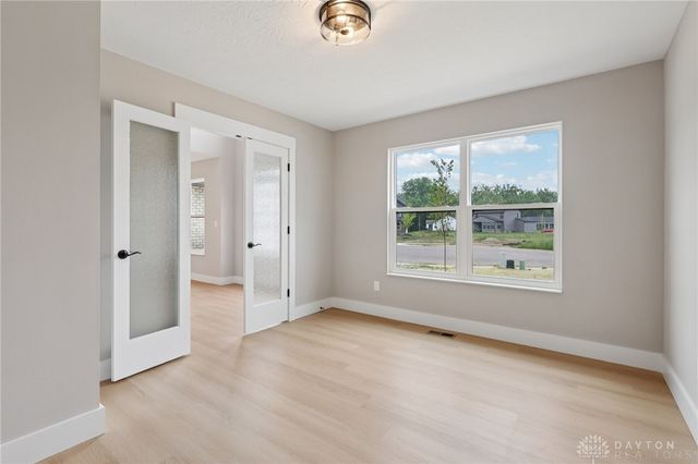 547 Chatham Place, Trenton, OH 45067