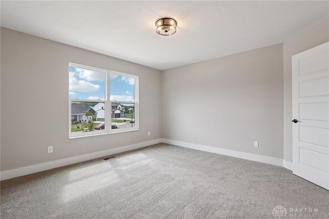 547 Chatham Place, Trenton, OH 45067