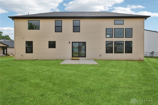 547 Chatham Place, Trenton, OH 45067