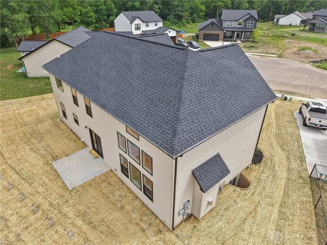 547 Chatham Place, Trenton, OH 45067