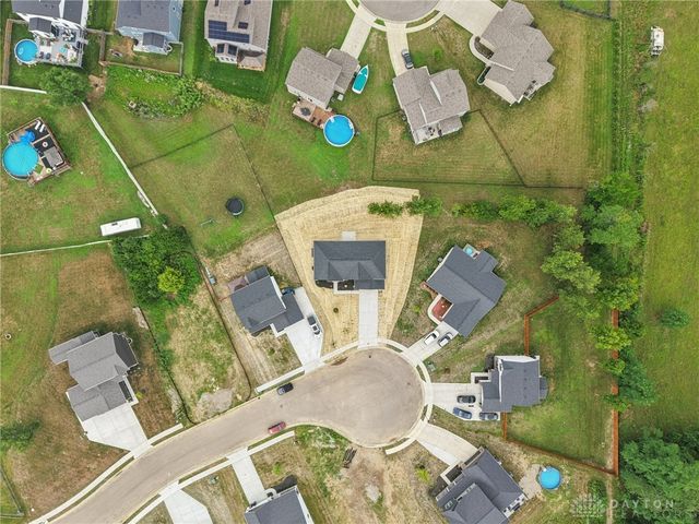 547 Chatham Place, Trenton, OH 45067