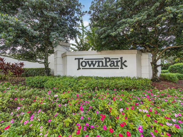 12828 SW Lake Fern Circle, Port St. Lucie, Port St Lucie, FL 34987