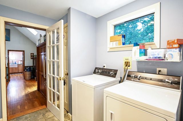 6 Elizabeth Ln, Yarmouth, MA 02601