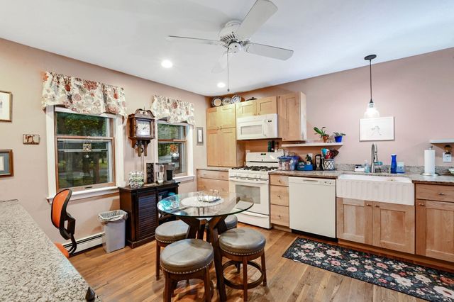 6 Elizabeth Ln, Yarmouth, MA 02601