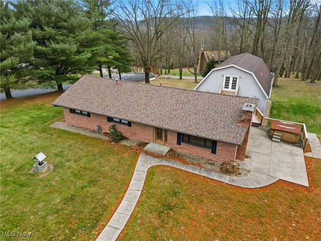 9335 Scenic Drive, Nashport, OH 43830