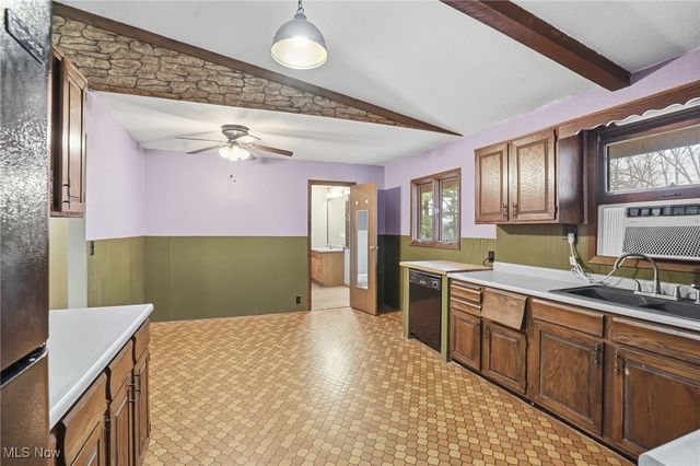 9335 Scenic Drive, Nashport, OH 43830