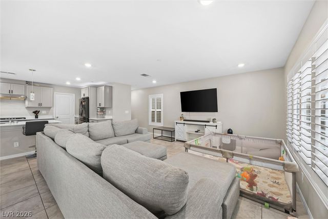 6466 Blue Ember Avenue, Las Vegas, NV 89130