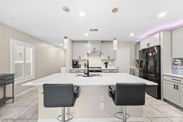 6466 Blue Ember Avenue, Las Vegas, NV 89130
