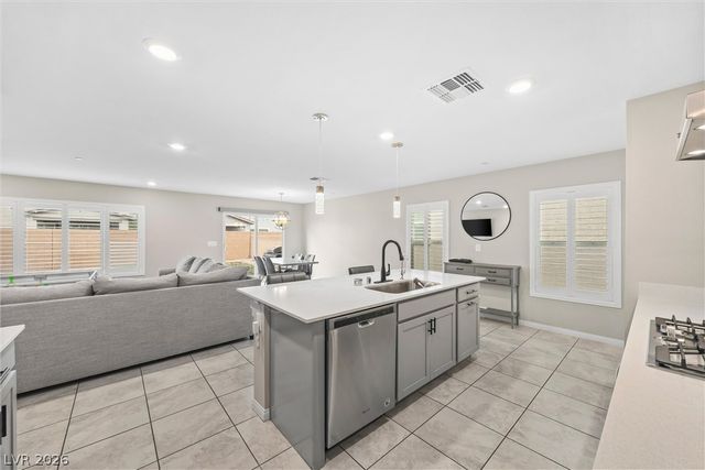 6466 Blue Ember Avenue, Las Vegas, NV 89130