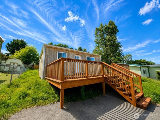 13055 33rd Avenue S, Tukwila, WA 98168