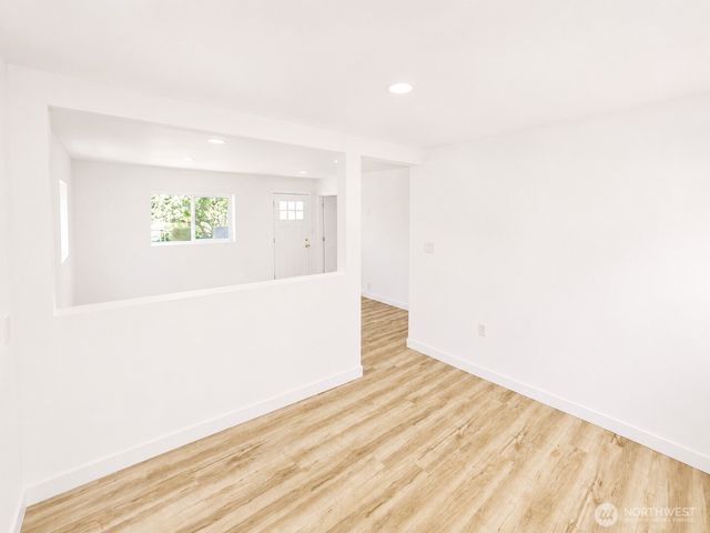 13055 33rd Avenue S, Tukwila, WA 98168