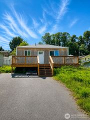 13055 33rd Avenue S, Tukwila, WA 98168