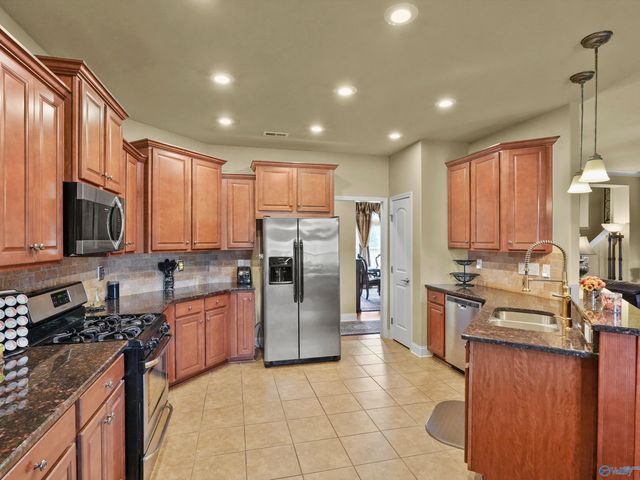 202 Pebble Creek Drive SW, Madison, AL 35756