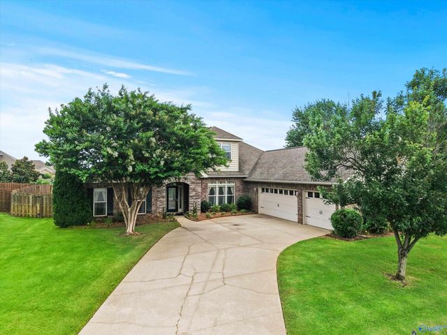 202 Pebble Creek Drive SW, Madison, AL 35756