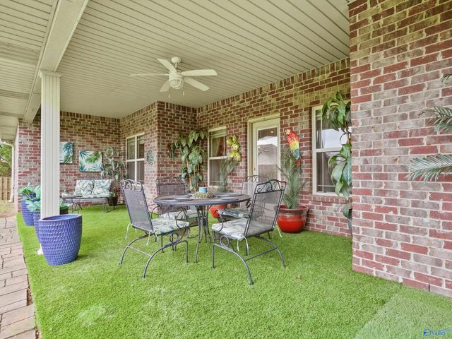 202 Pebble Creek Drive SW, Madison, AL 35756