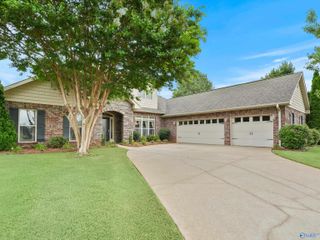 202 Pebble Creek Drive SW, Madison, AL 35756