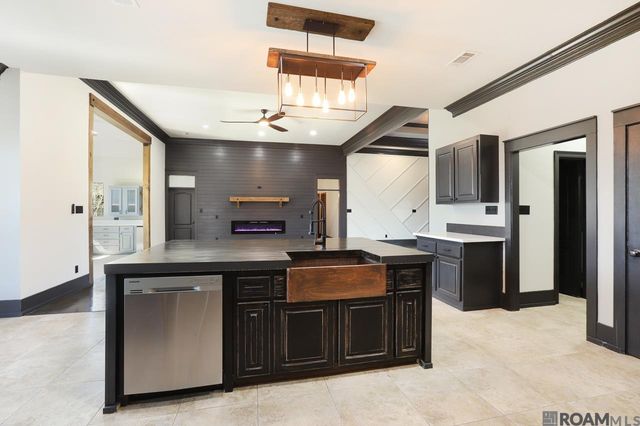 36267 Bluff Heritage Ave, Geismar, LA 70734